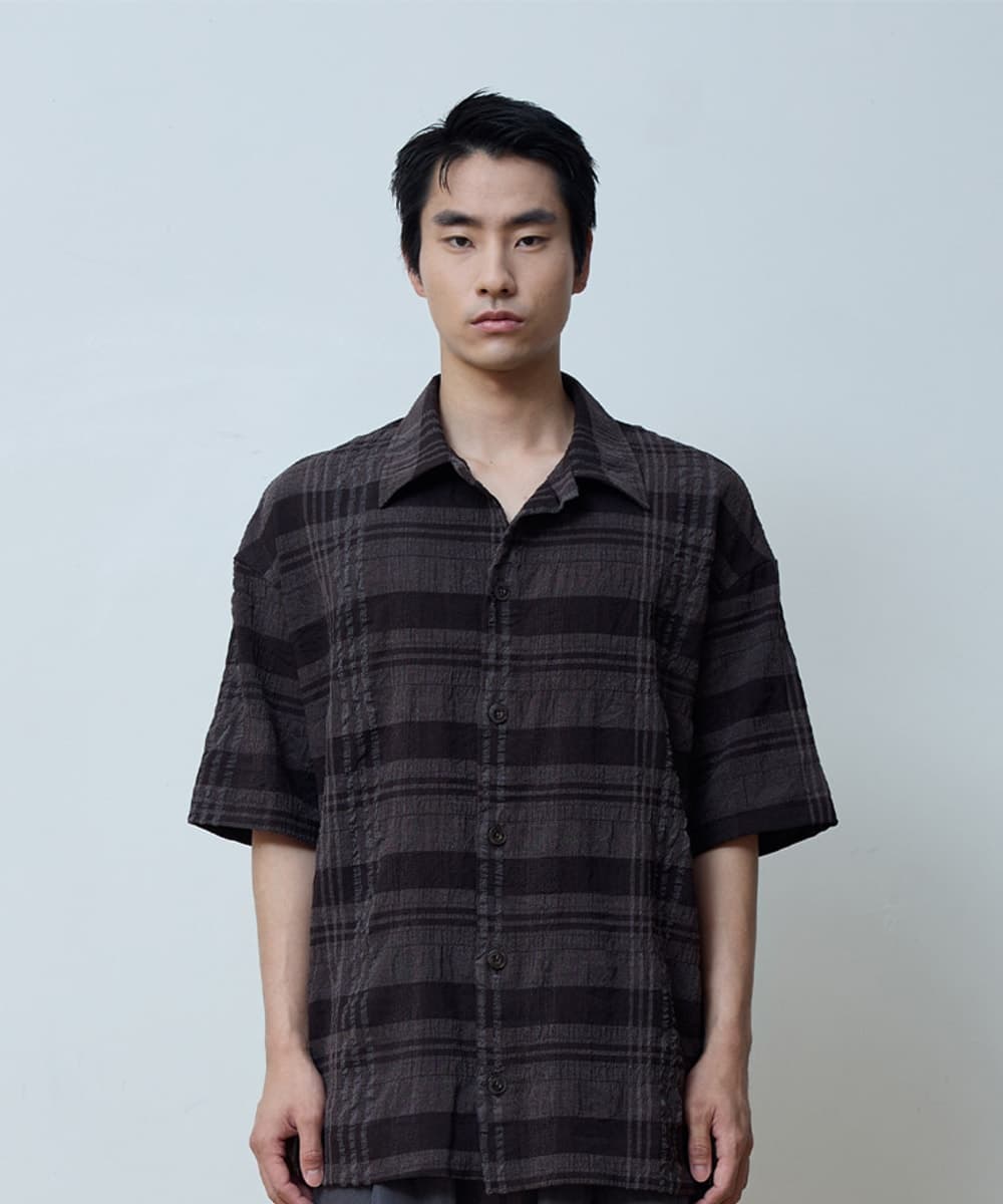 WRINKLE HALF SLEEVE COLLAR CARDIGAN  (DARK BROWN)