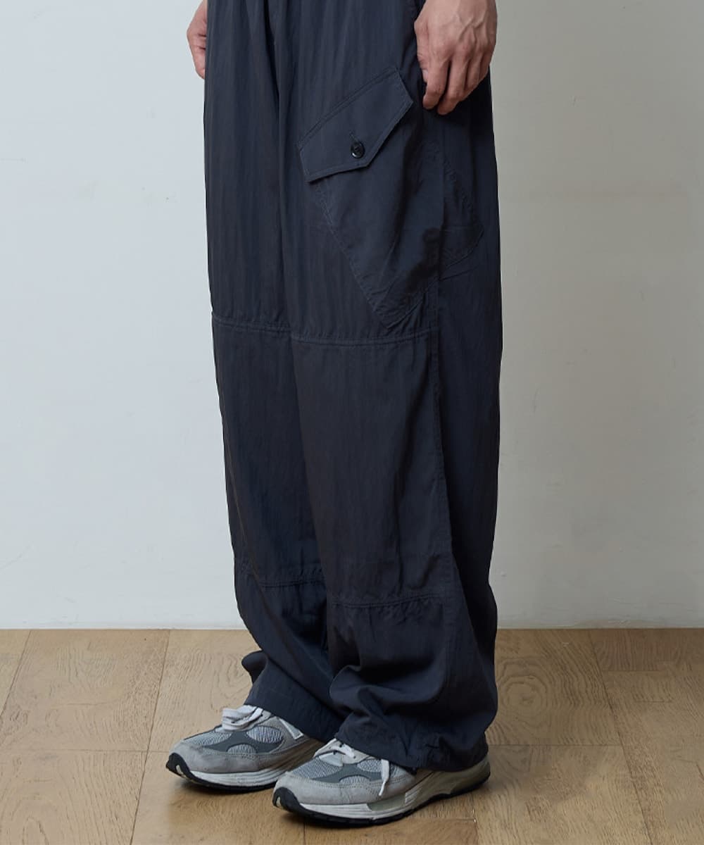 SHIRRING ONE POCKET PANTS (CHARCOAL)