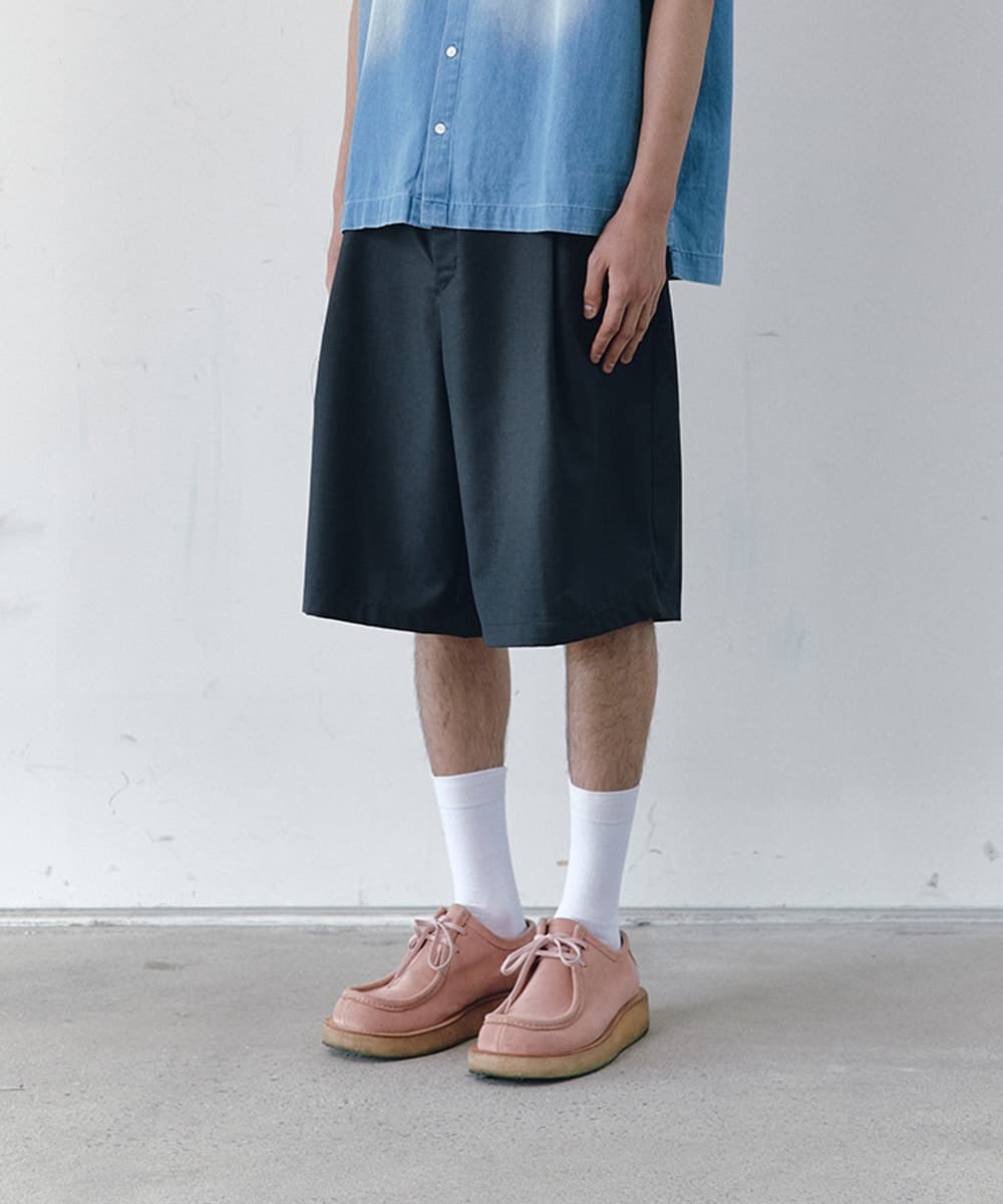 BERMUDA DEEP ONE TUCK SHORTS (CHARCAOL)